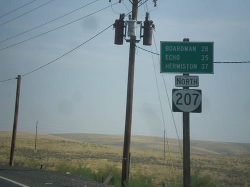 OR-207 North - Distance Marker