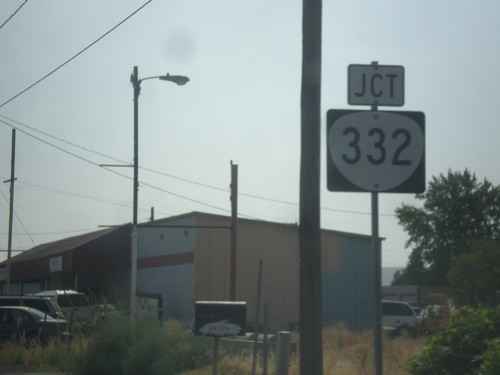 OR-11 South Approaching OR-332