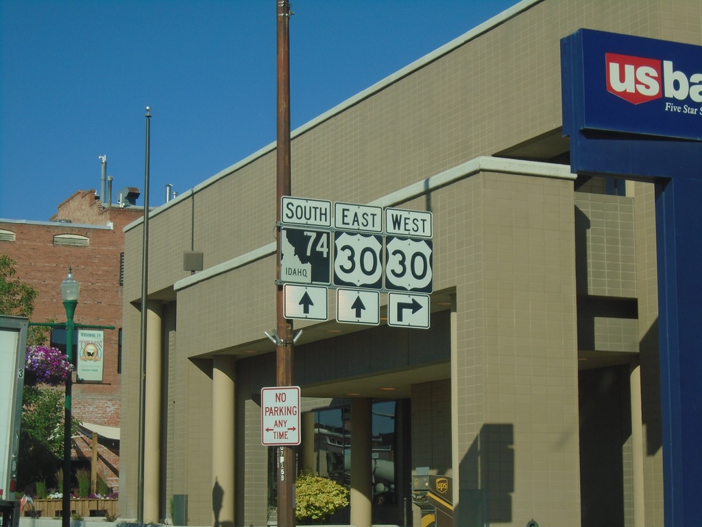 Shoshone St. South at ID-74 and US-30