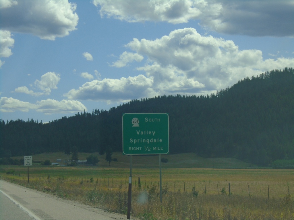 US-395 South Approaching WA-231