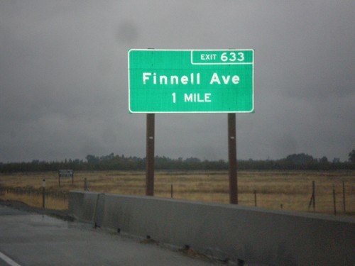 I-5 South - Exit 633