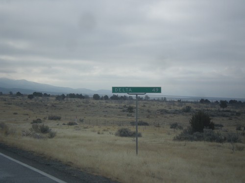 US-6 West - Distance Marker