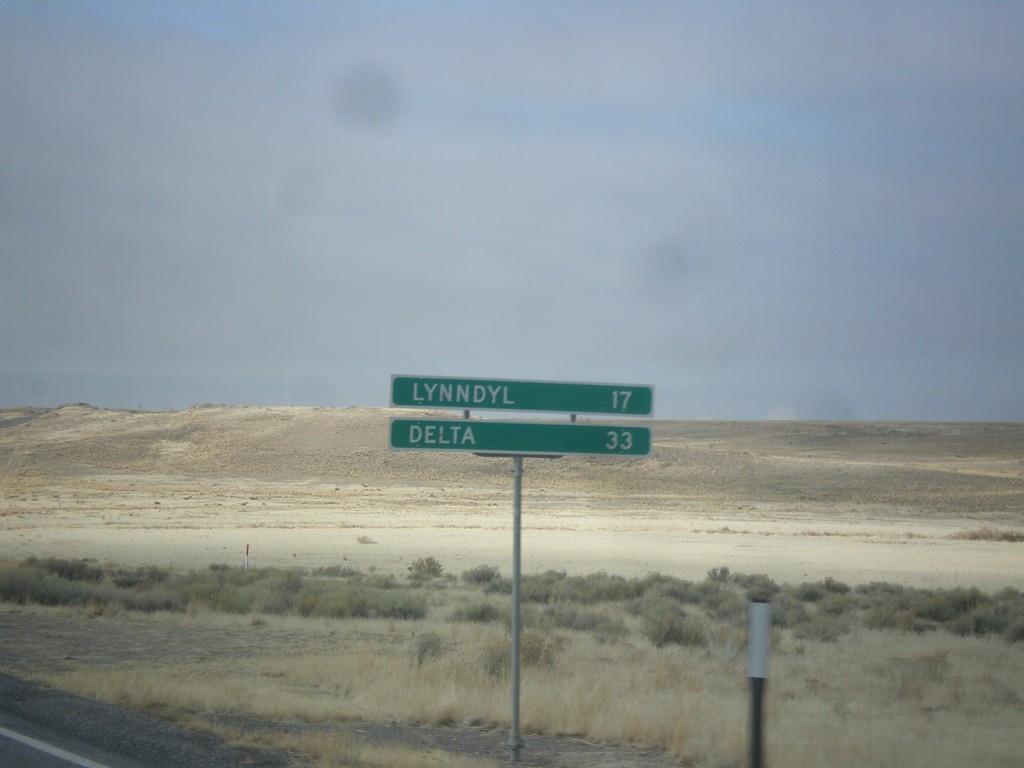 US-6 West - Distance Marker