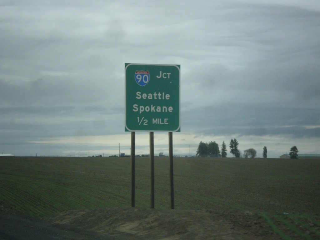 WA-261 North Approaching I-90