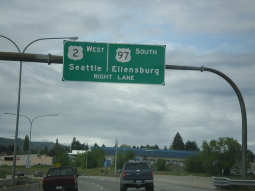 US-2 West/US-97 South Approaching WA-285