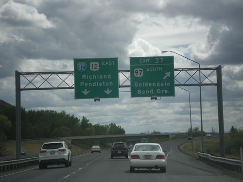 I-82 East - Exit 37