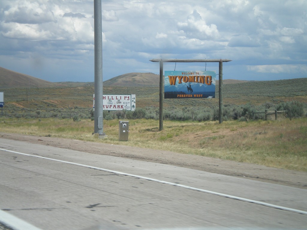 I-80 East - Welcome To Wyoming