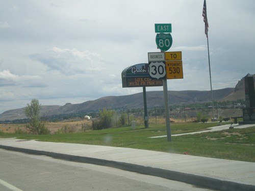 BL-80 East/Bus. US-30 East/To WY-530