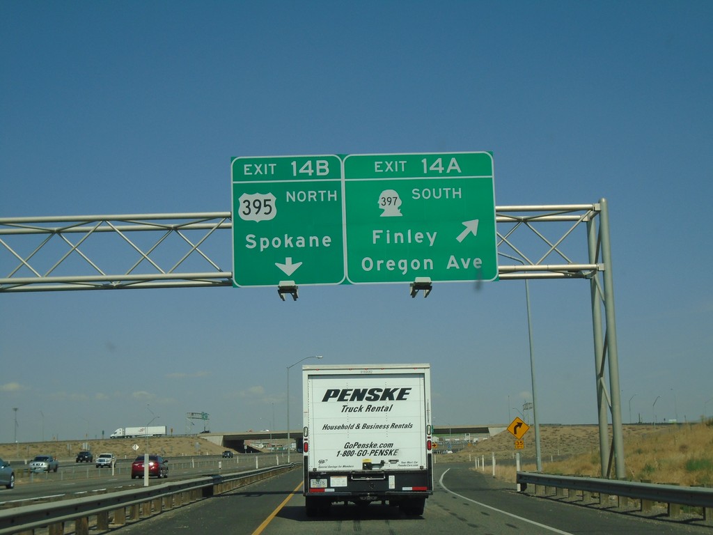 I-182 East/US-12 East - Exits 14A and 14B