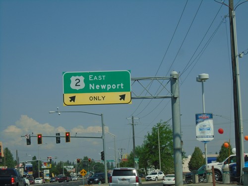 US-2 East/US-395 North at US-2/US-395 Split