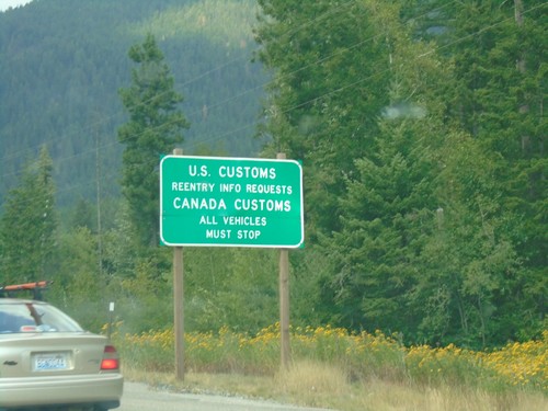 US-95 North Approaching US-Canada Border