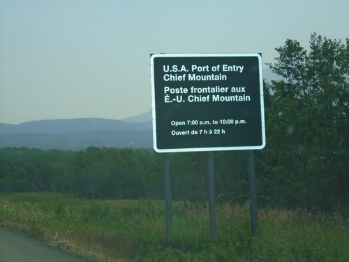 AB-6 South - Border Crossing Information