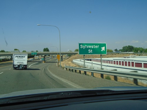 US-395 North - Sylvester St.