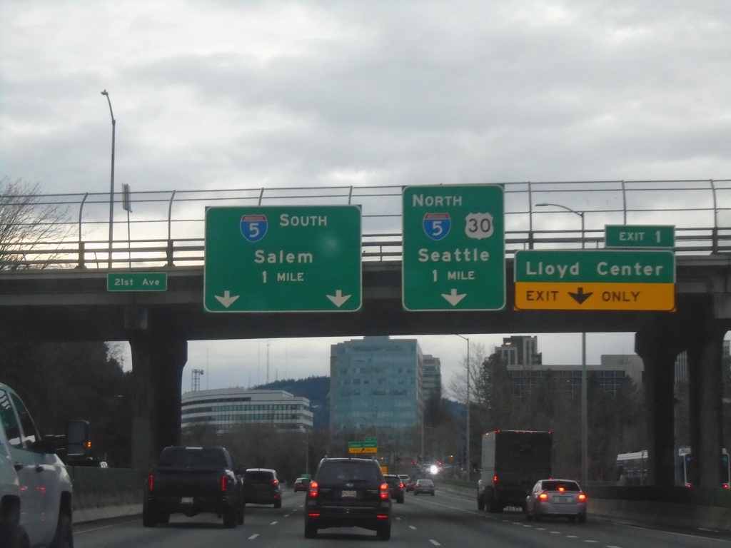 I-84 West - Exits 1 and I-5 Junction