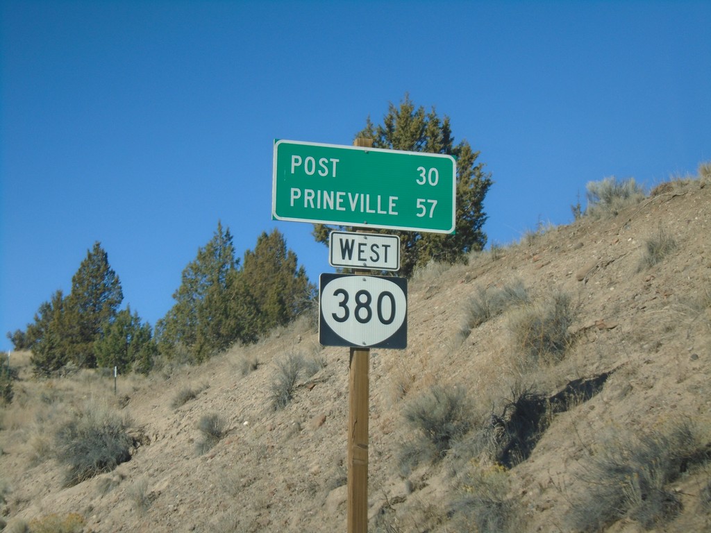 OR-380 West - Distance Marker