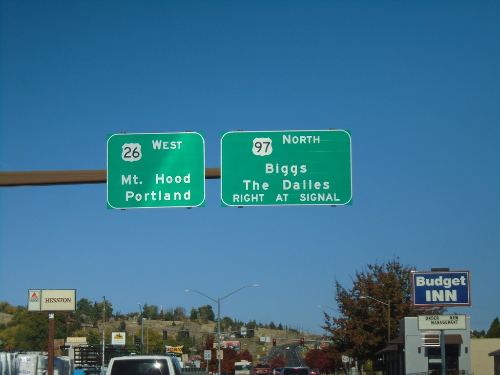 US-97 North/US-26 West Approaching US-97/US-26 Split