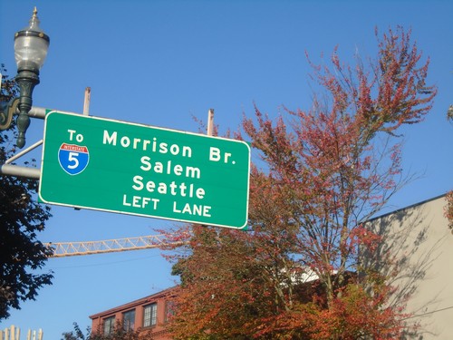 OR-99E North Approaching Morrison St.