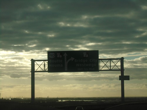 US-90 West Approaching LA-18 Interchange