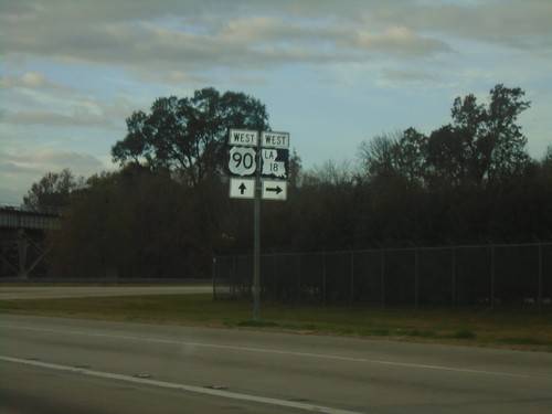 US-90 West/LA-18 West at US-90/LA-18 Split