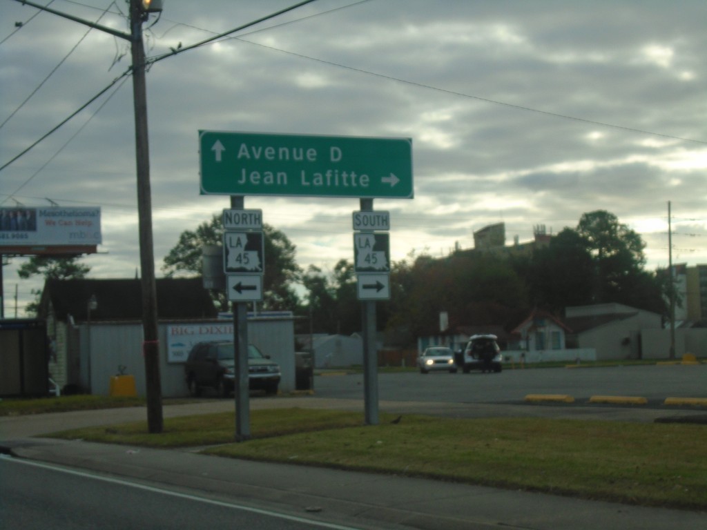 Bus. US-90 Offramp at LA-45