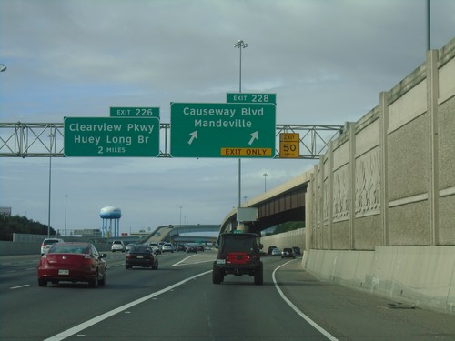 I-10 West - Exits 228 and 226