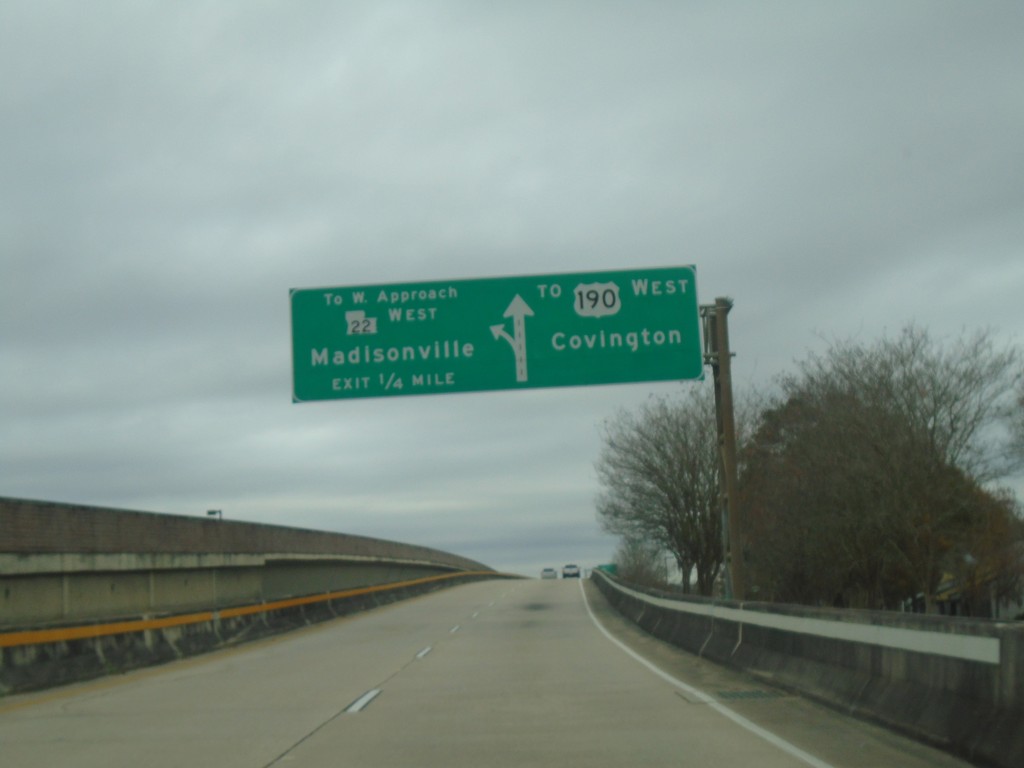 (Lake Pontchartrain) Causeway Blvd. North Approaching LA-22