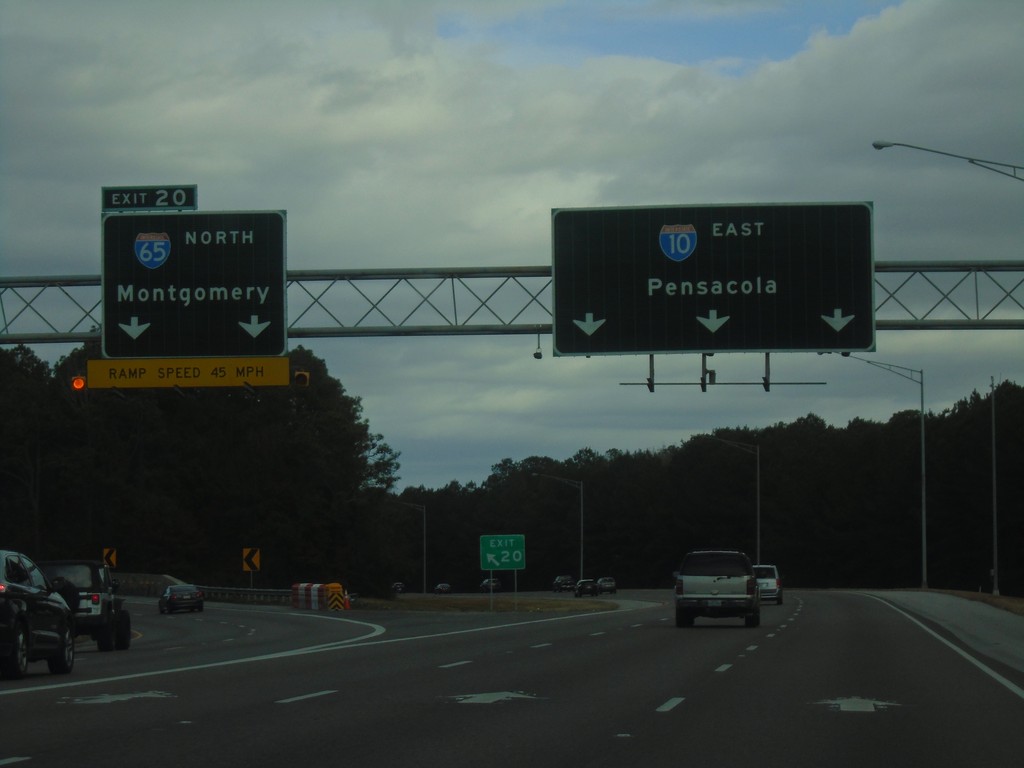 I-10 East - Exit 20