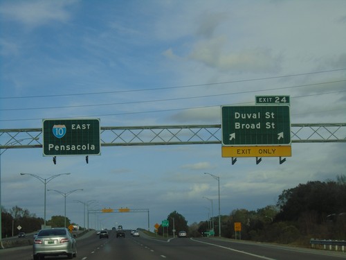 I-10 East - Exit 24