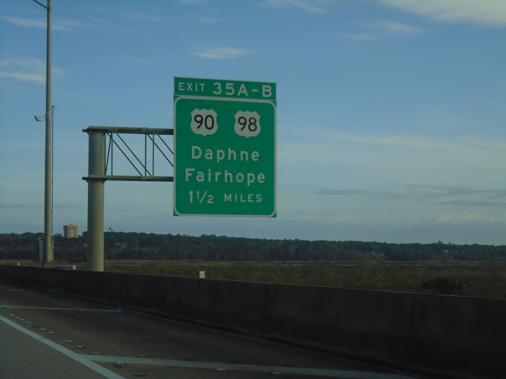 I-10 East - Exit 35A-B