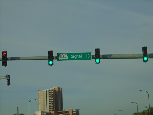 AL-182 West - Signal 13