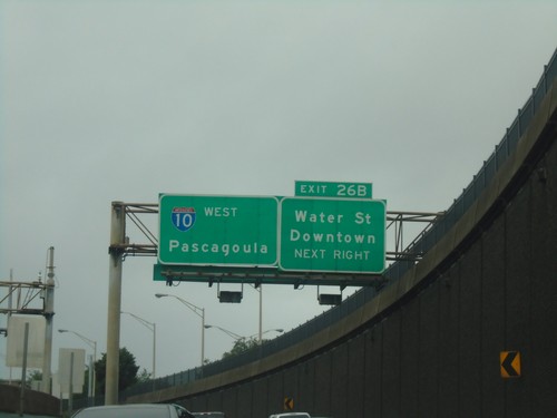 I-10 West - Exit 26B