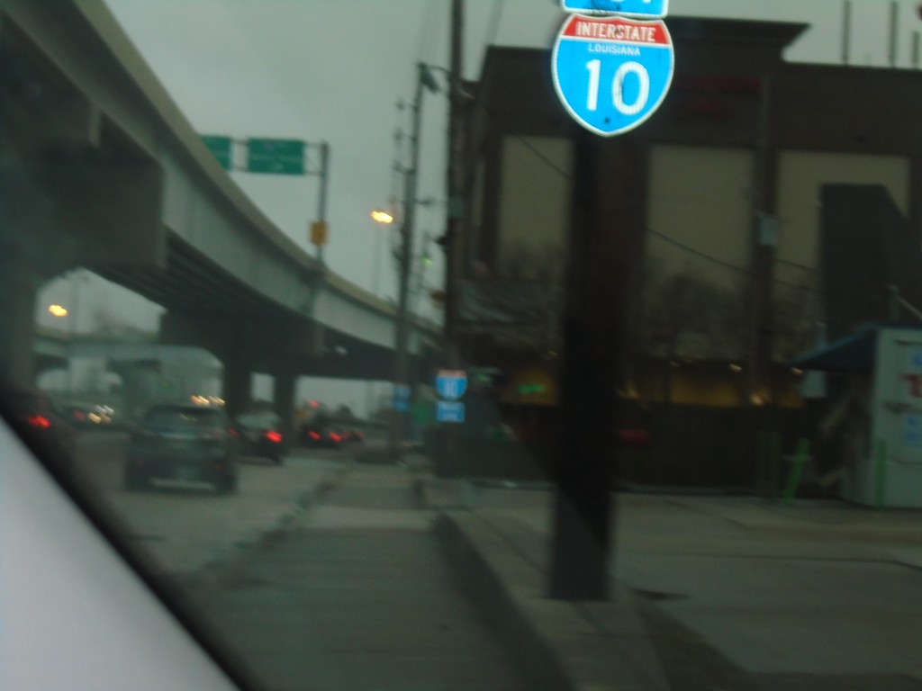 Causeway Blvd. Service Road South Approaching I-10