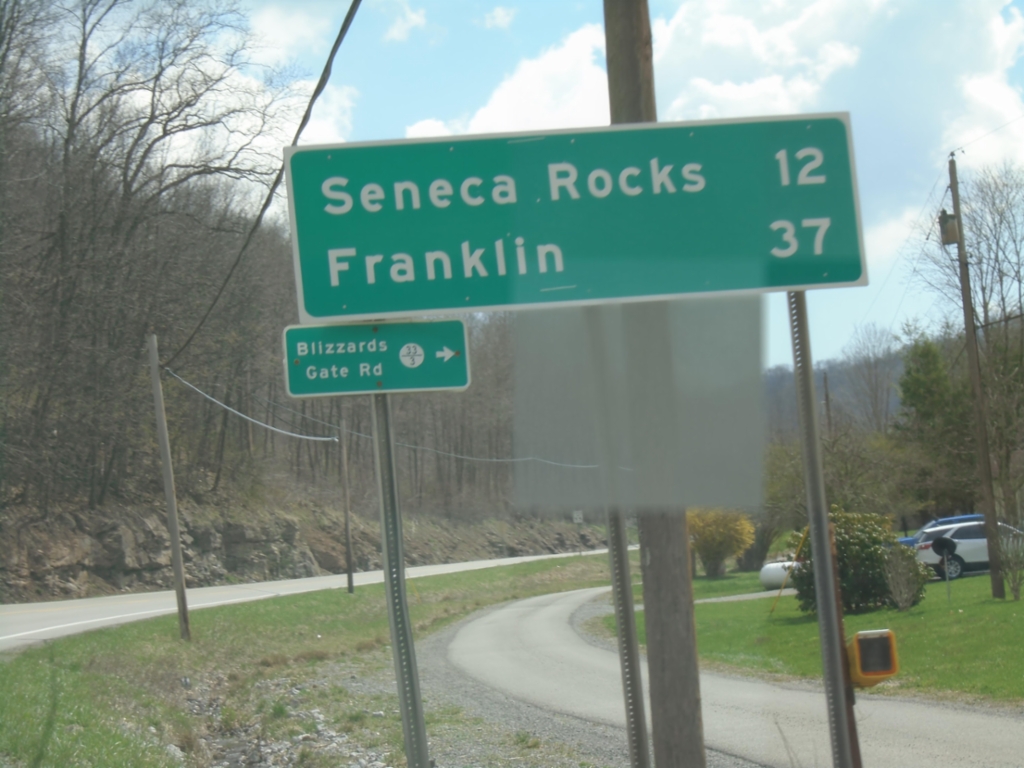 US-33/WV-55 East - Distance Marker and WVCR-33/3 Junction