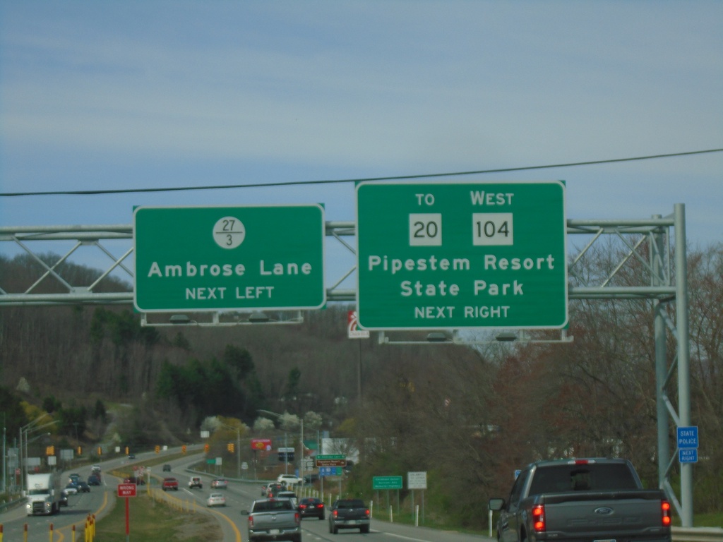 US-460 West Approaching WV-104 and WVCR-27/3