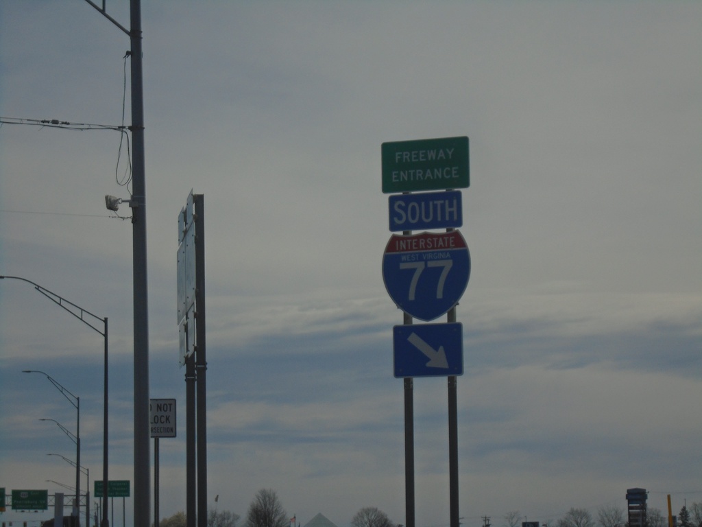 US-460 East at I-77 South Freeway Entrance