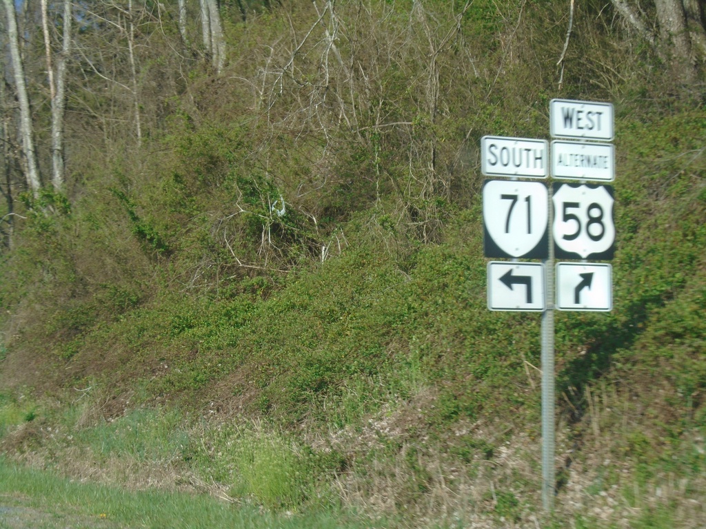 Alt. US-58 West/VA-71 South at Split