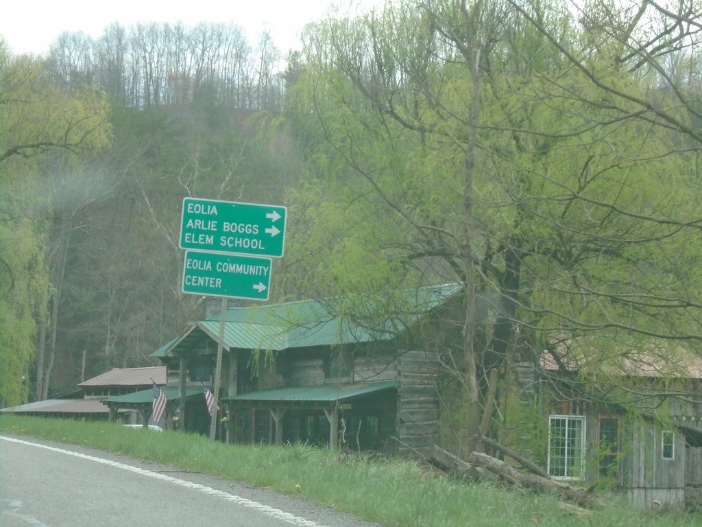 US-119 North Approaching KY-806