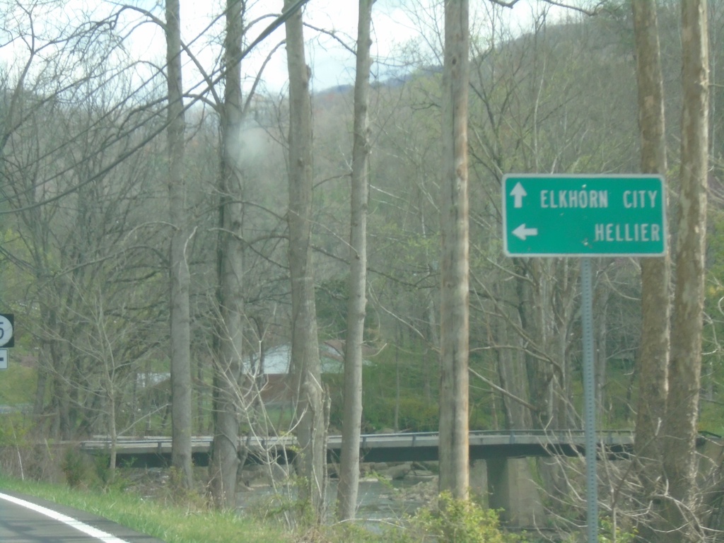 KY-197 East Approaching KY-195