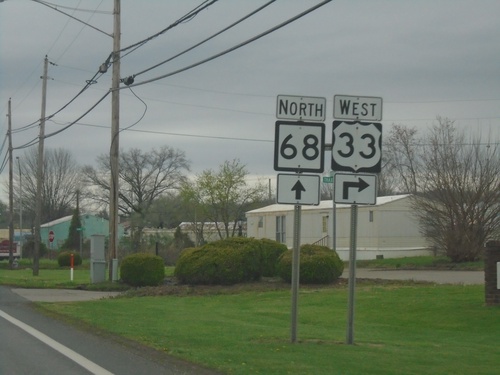 US-33 West/WV-68 North at US-33/WV-68 Split 