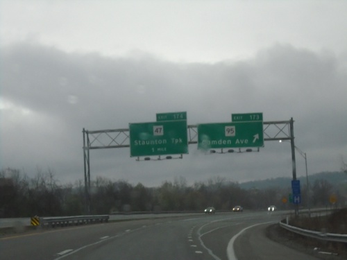 I-77 North - Exits 173 and 174