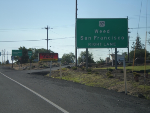 US-97 South Approaching Bus. US-97/OR-39