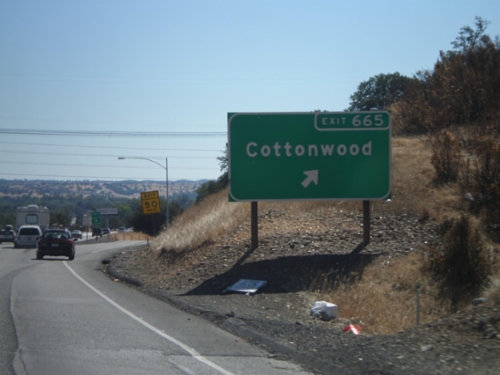 I-5 South - Exit 665
