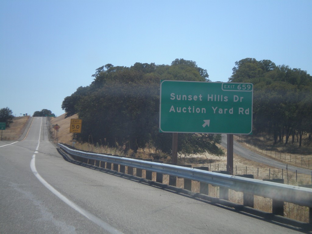 I-5 South - Exit 659