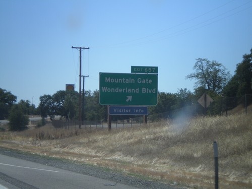 I-5 South - Exit 697