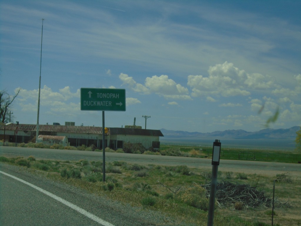 US-6 West Approaching NV-379