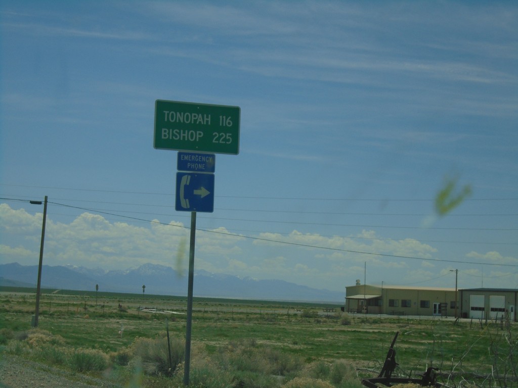 US-6 West - Distance Marker