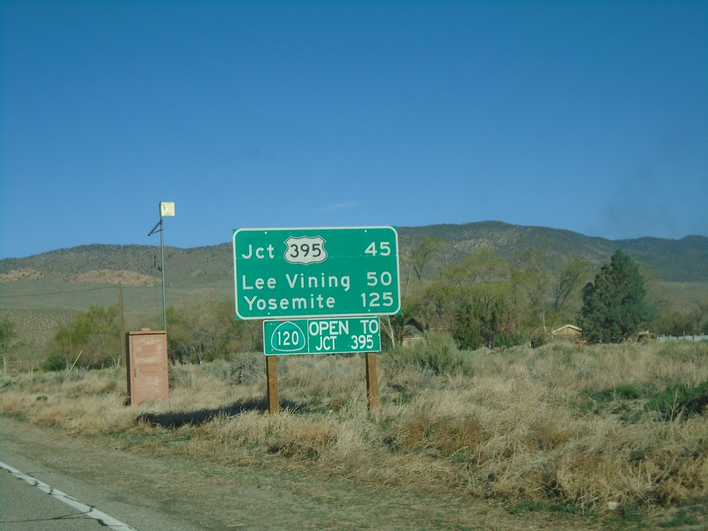 CA-120 West - Distance Marker