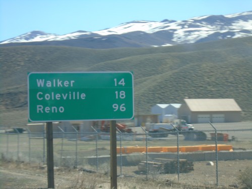 US-395 North - Distance Marker