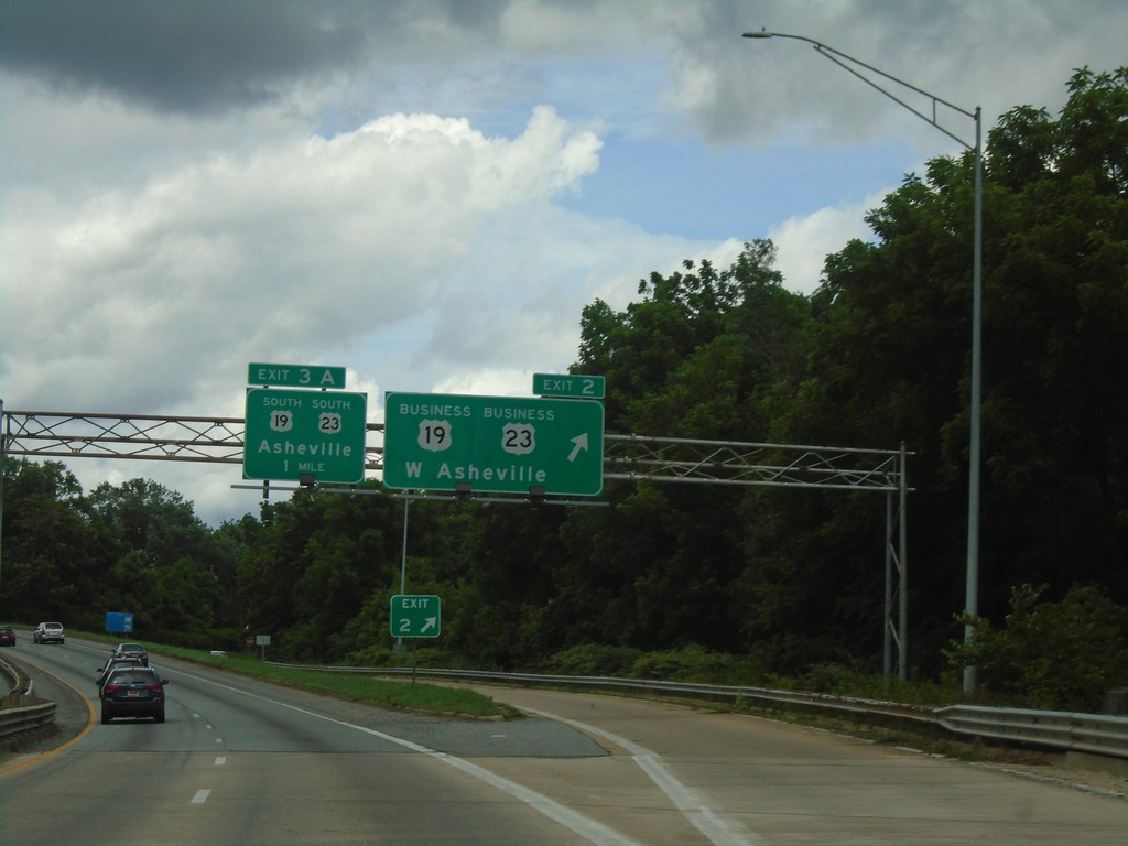 I-26 West/I-240 East - Exits 2 and 3A