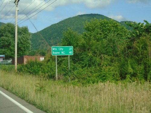 US-321 South/TN-67 - Distance Marker